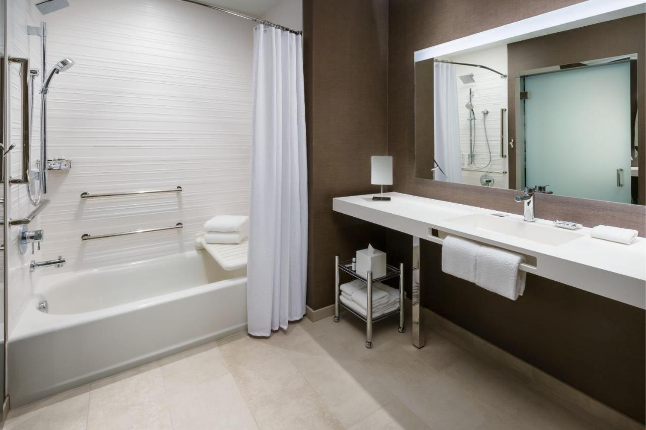 Ac Hotel By Marriott Portland Beaverton Zewnętrze zdjęcie